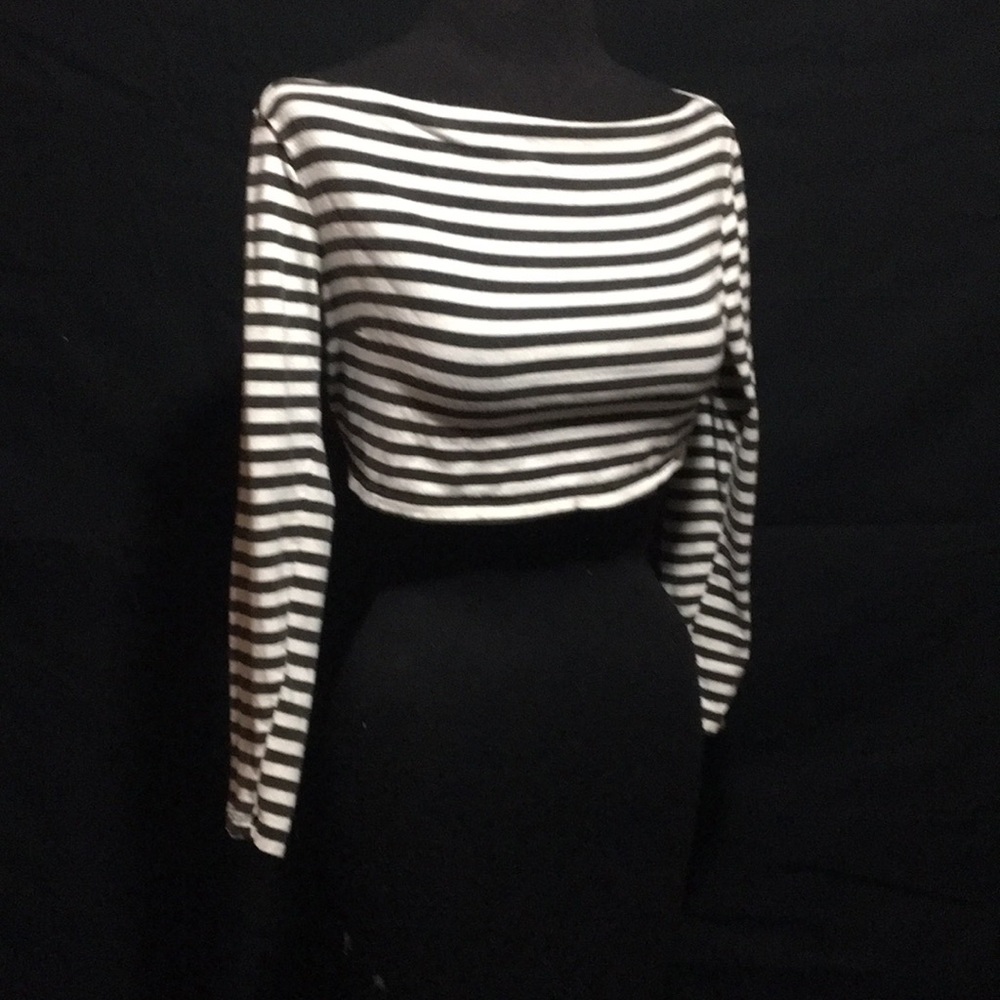 Cute striped half-top